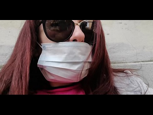 ❤️ Nicoletta neemt wraak op haar buurman en plast in zijn garage (Special Covid19 Italian Quarantine) ️ Sex at us